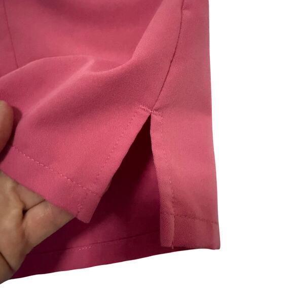 Figs scrub top pink rose sz Medium Petite PO# 3595 nurses scrubs medical - Picture 6 of 7